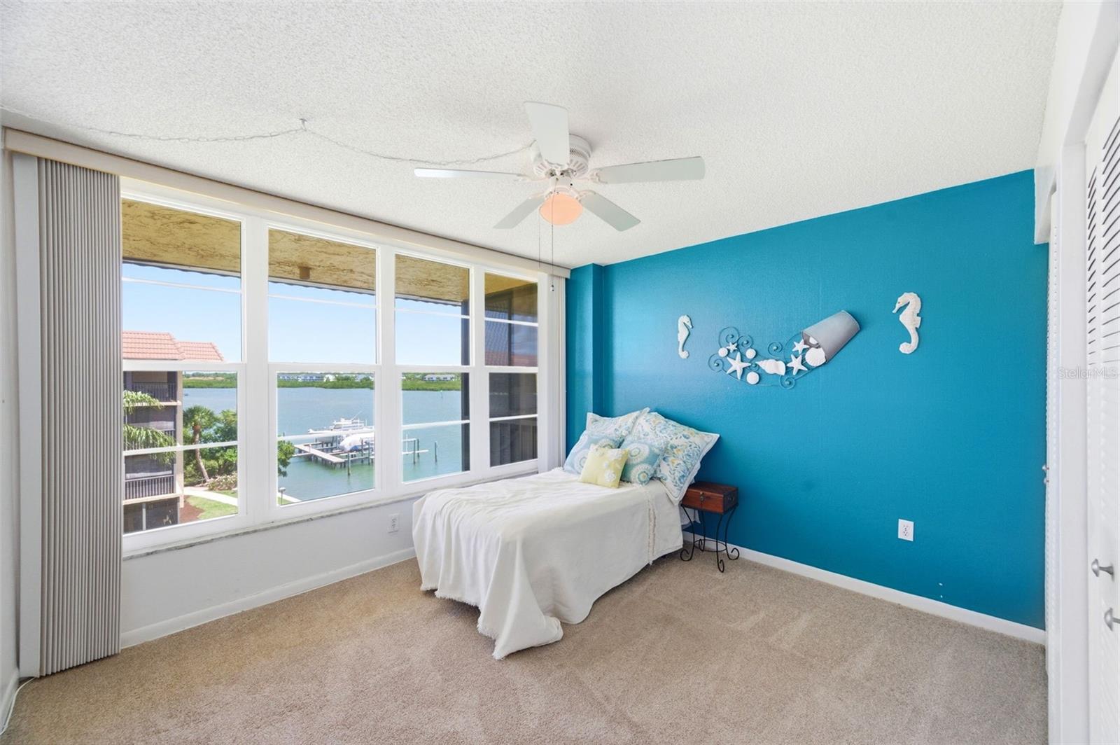 BAY MARINER THE CONDO - Residential