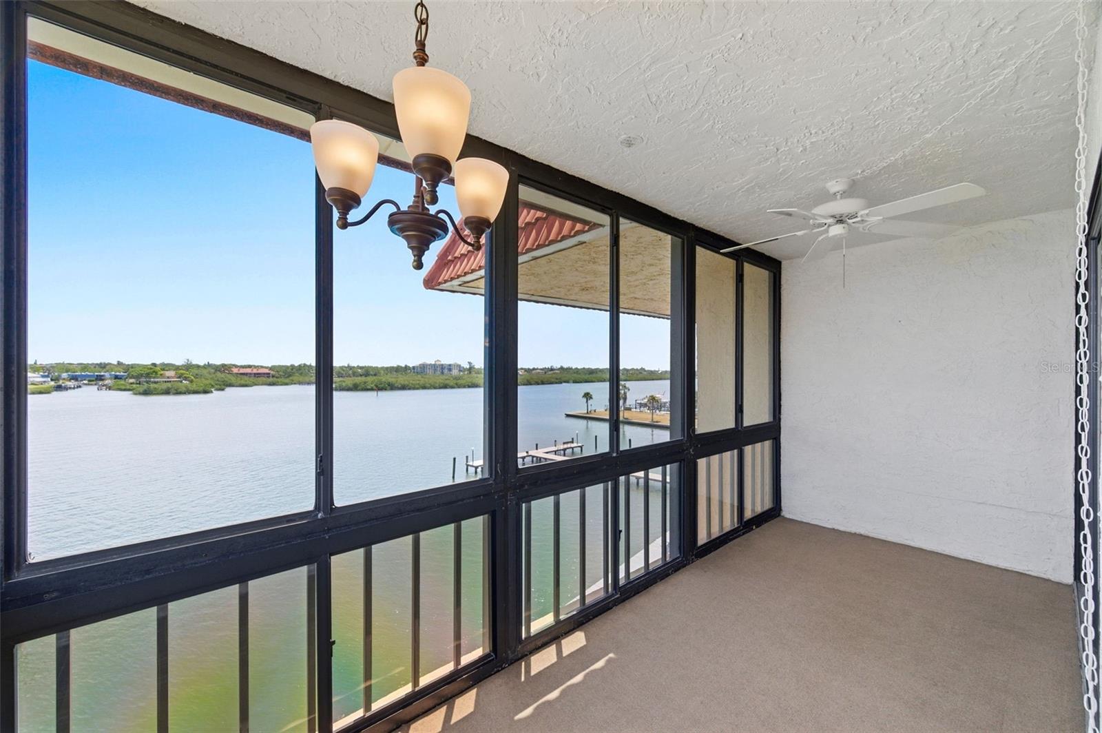 BAY MARINER THE CONDO - Residential