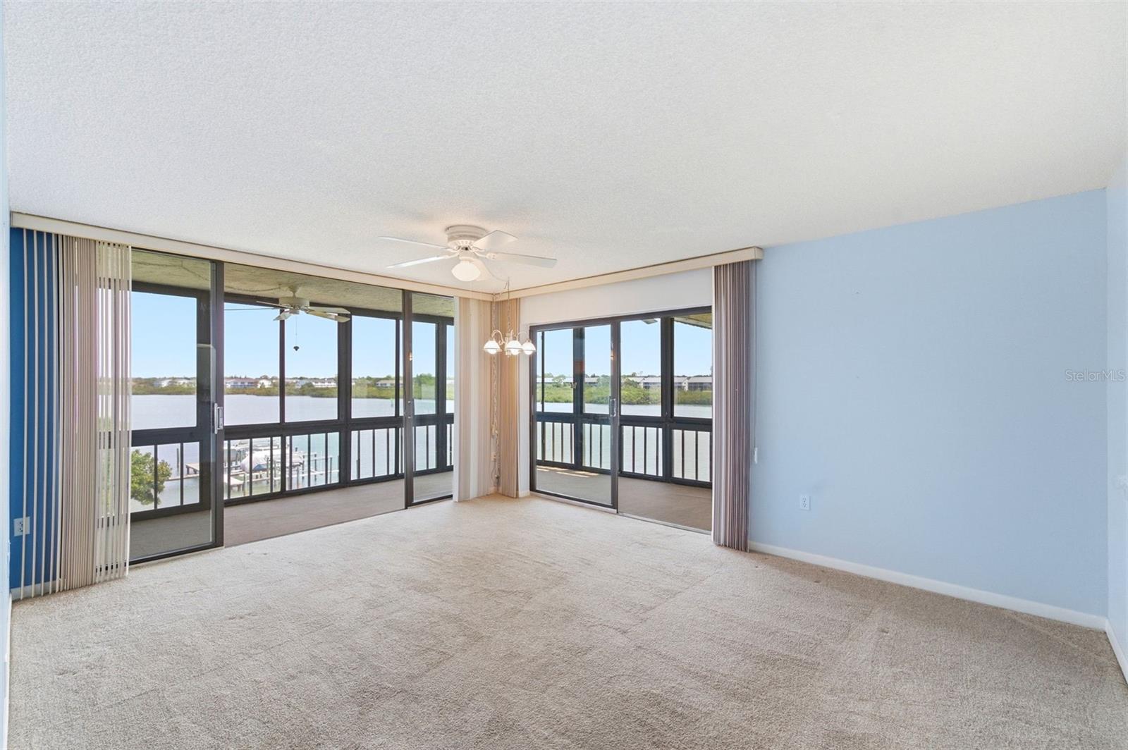 BAY MARINER THE CONDO - Residential