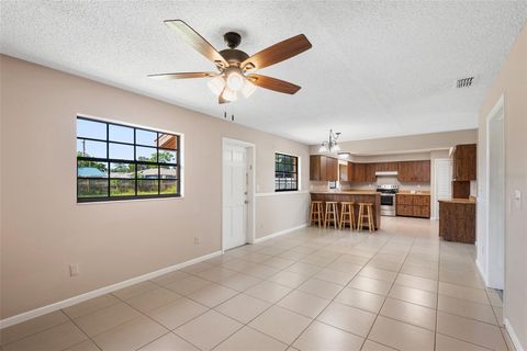 Single Family Residence in LAKE ALFRED FL 635 PIERCE STREET 18.jpg