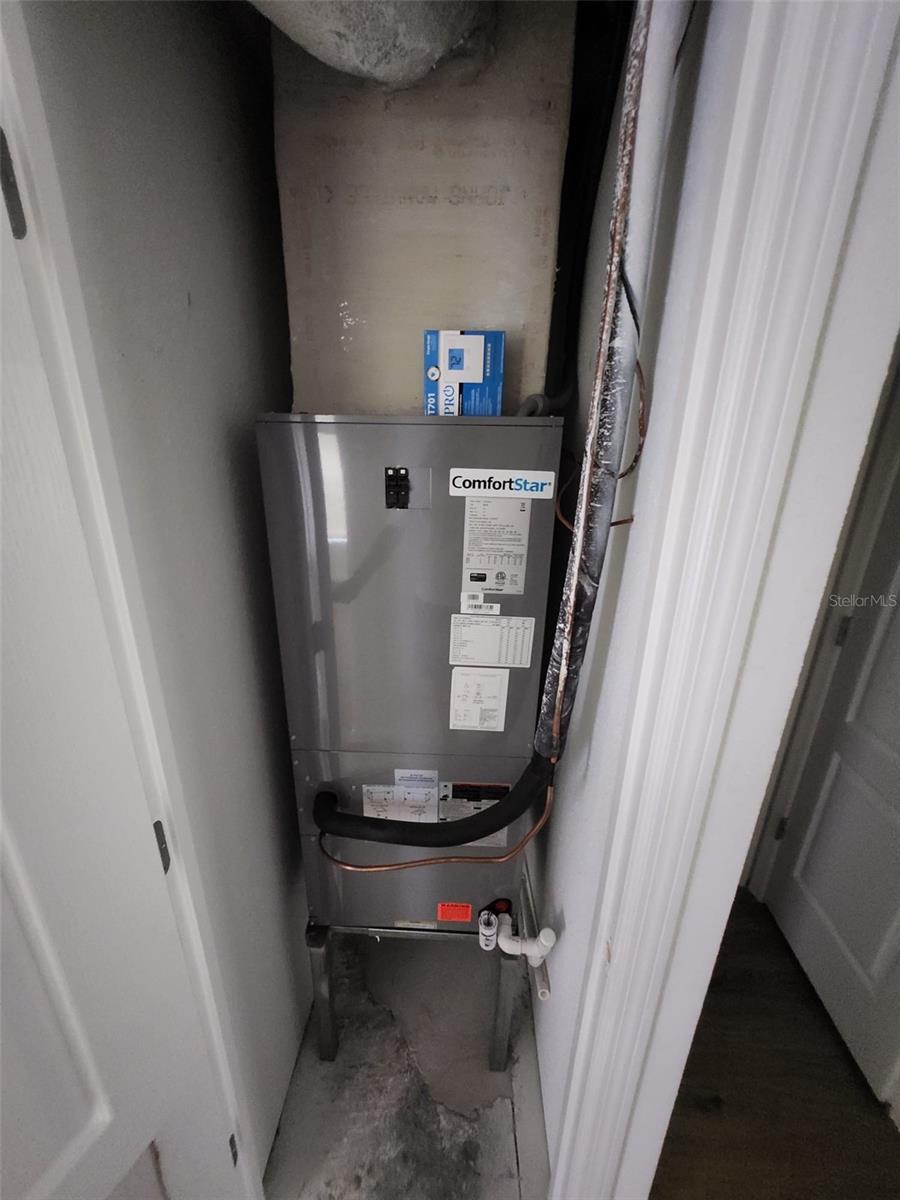 PINE HILLS TERRACE - Residential Lease