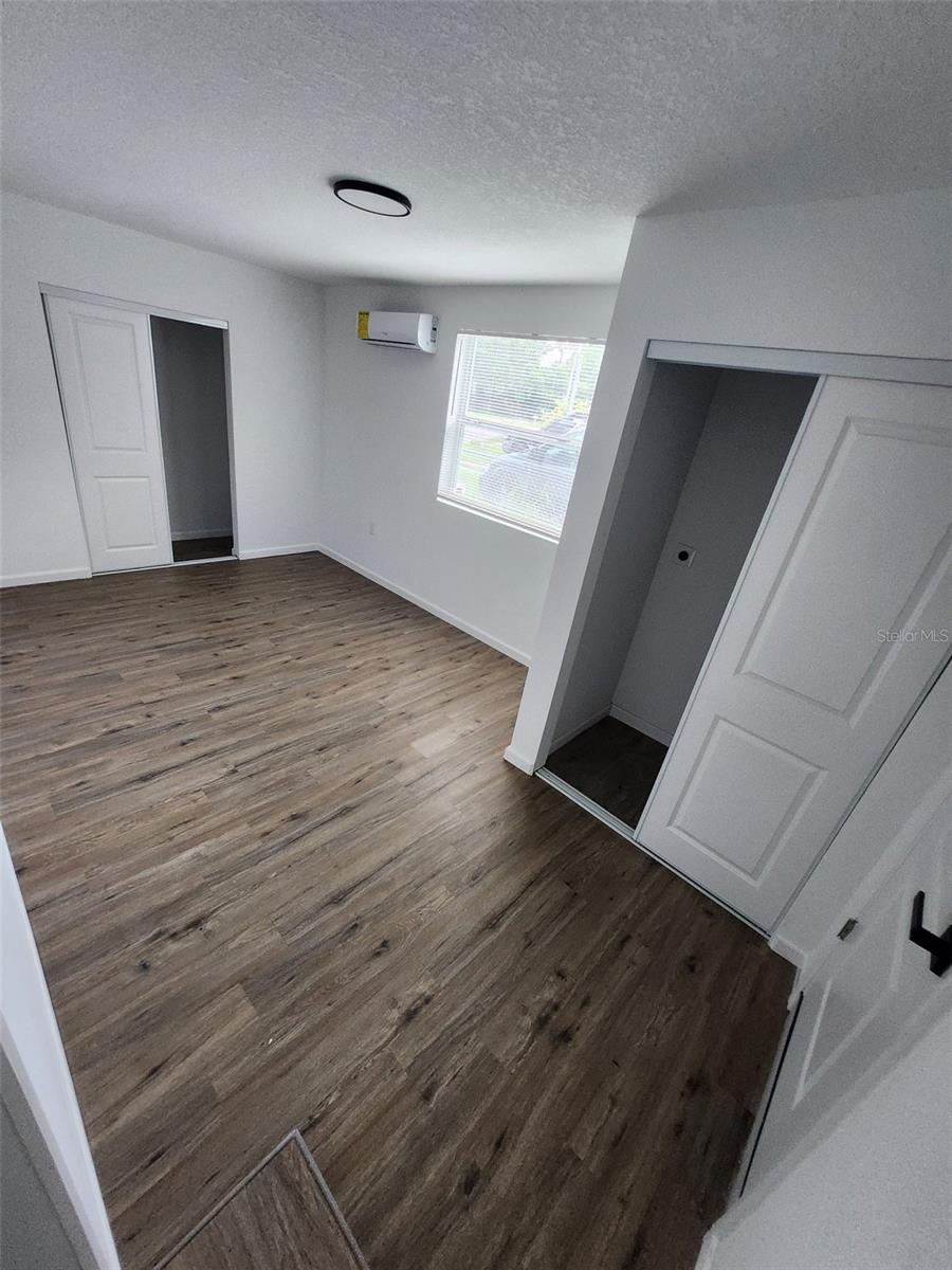 PINE HILLS TERRACE - Residential Lease