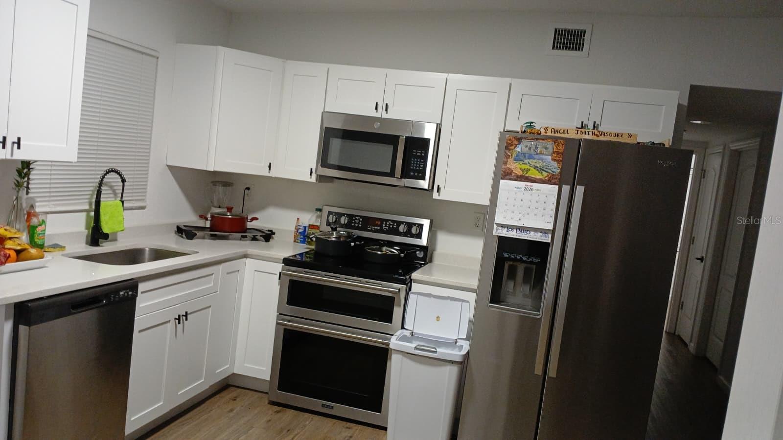 PINE HILLS TERRACE - Residential Lease