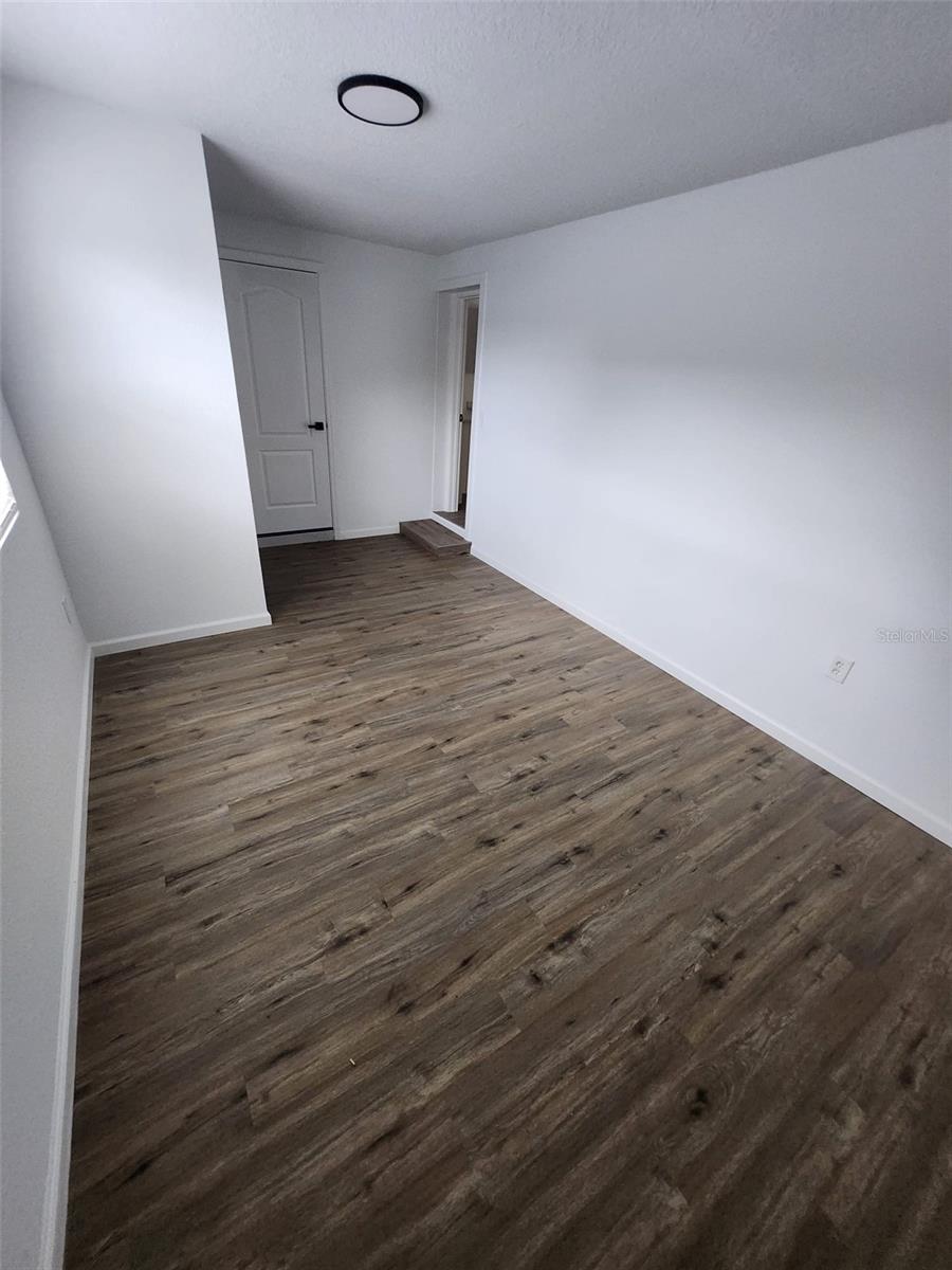 PINE HILLS TERRACE - Residential Lease