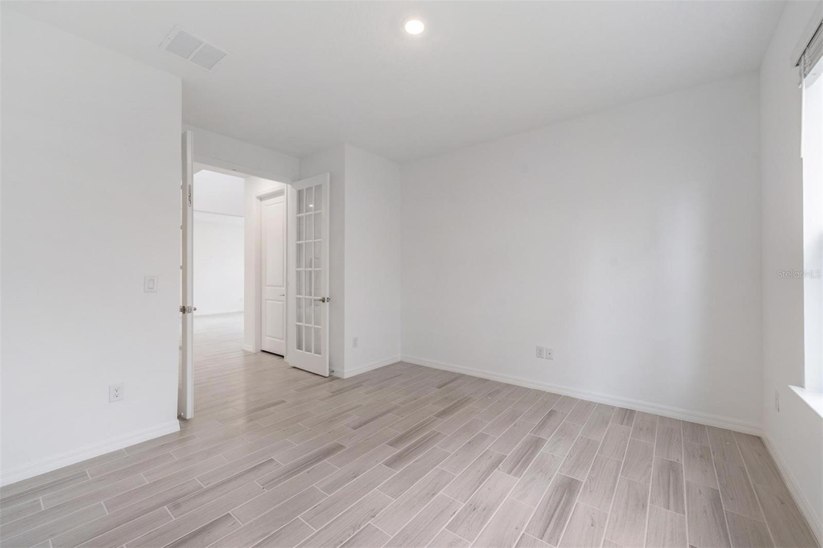 RIVER LNDG PH 2A-2B-2C-2D-3A- - Residential Lease