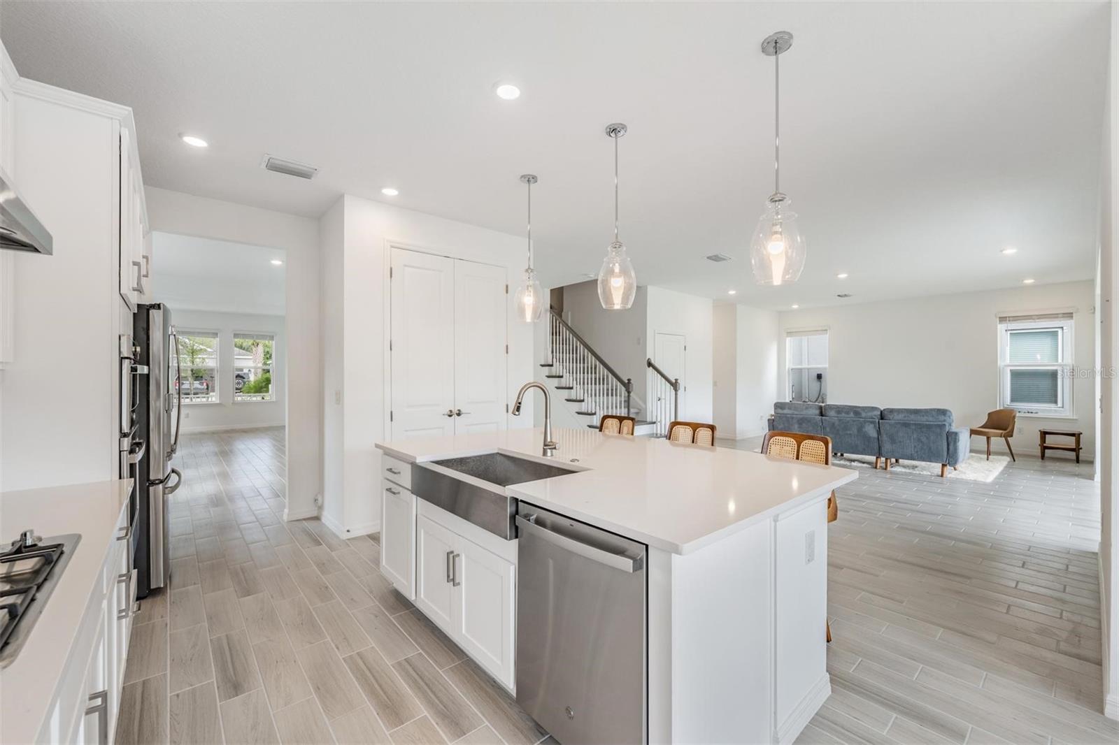 RIVER LNDG PH 2A-2B-2C-2D-3A- - Residential Lease