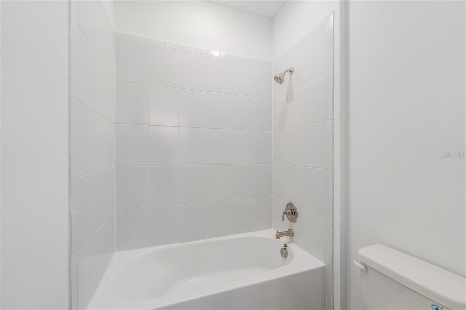 RIVER LNDG PH 2A-2B-2C-2D-3A- - Residential Lease