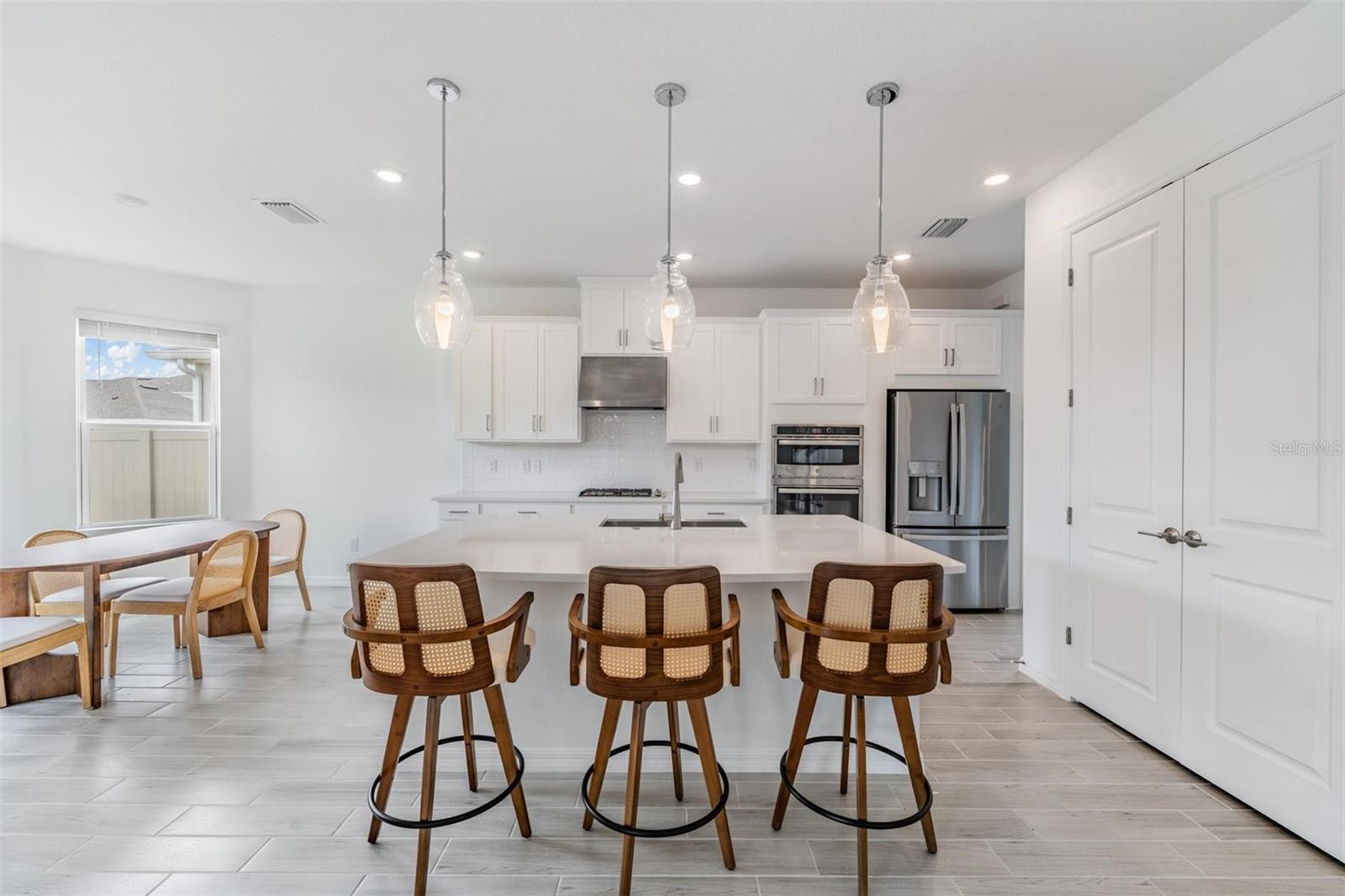 RIVER LNDG PH 2A-2B-2C-2D-3A- - Residential Lease
