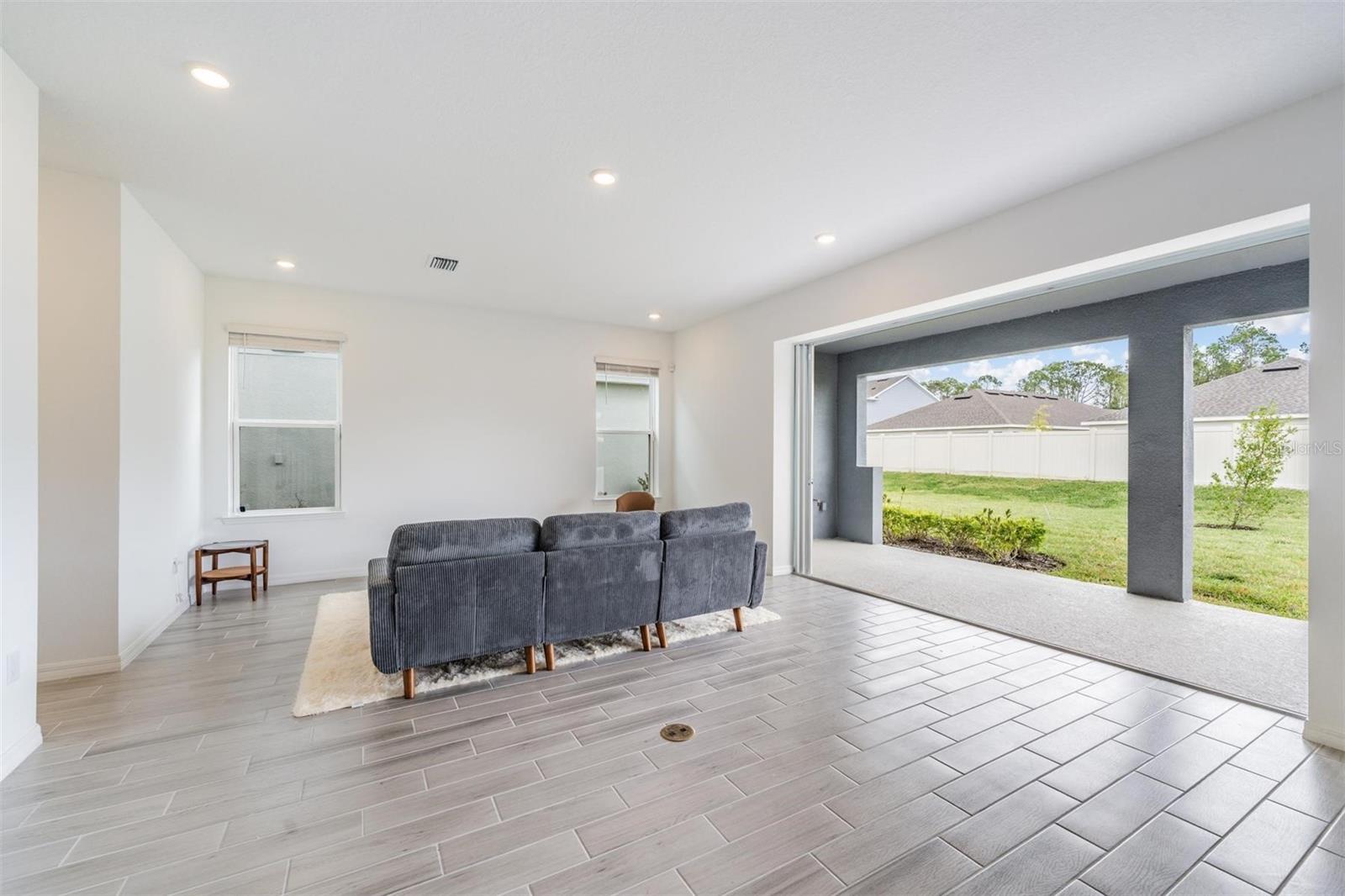 RIVER LNDG PH 2A-2B-2C-2D-3A- - Residential Lease