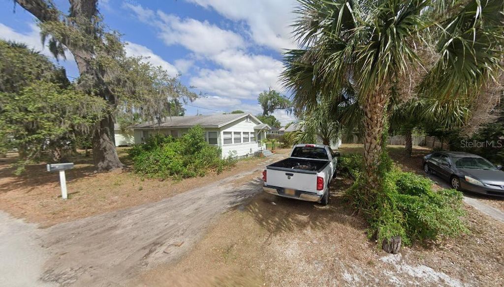 Photo of 105 Oakwood Drive, Maitland, FL 32751 (MLS # O6357188)