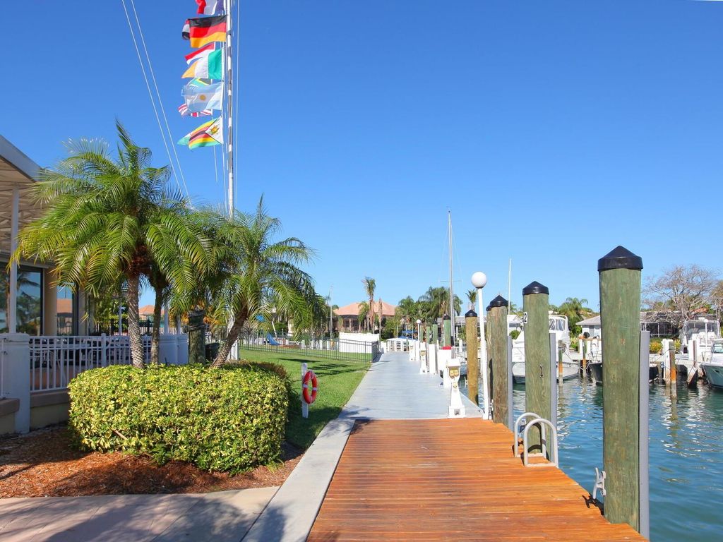 Photo of 509 Spoonbill Way, Sarasota, FL 34236 (MLS # A4691908)