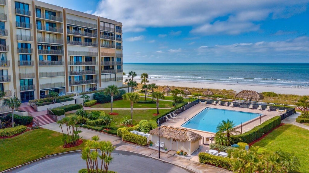 Photo of 1430 Gulf Boulevard #501, Clearwater Beach, FL 33767 (MLS # TB8527181)