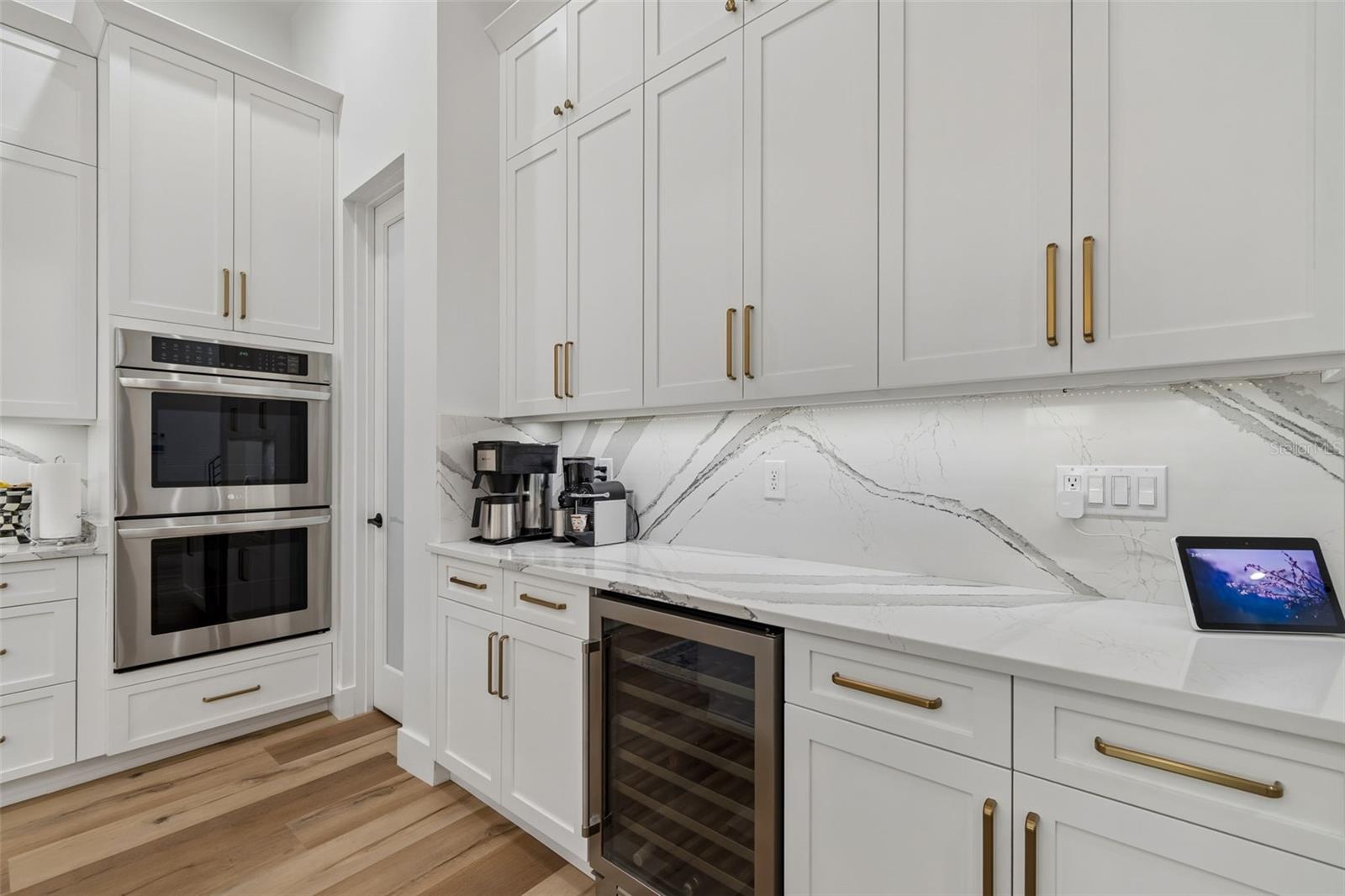 LYKES H T SUBDIVISION - Residential