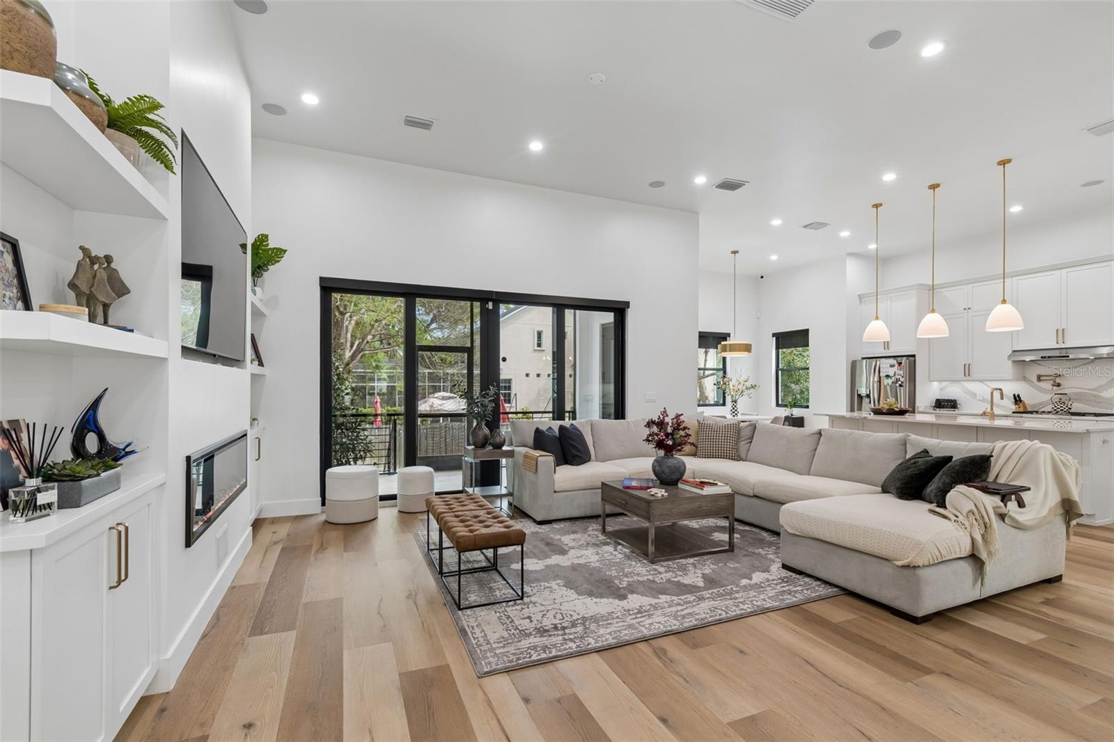 LYKES H T SUBDIVISION - Residential