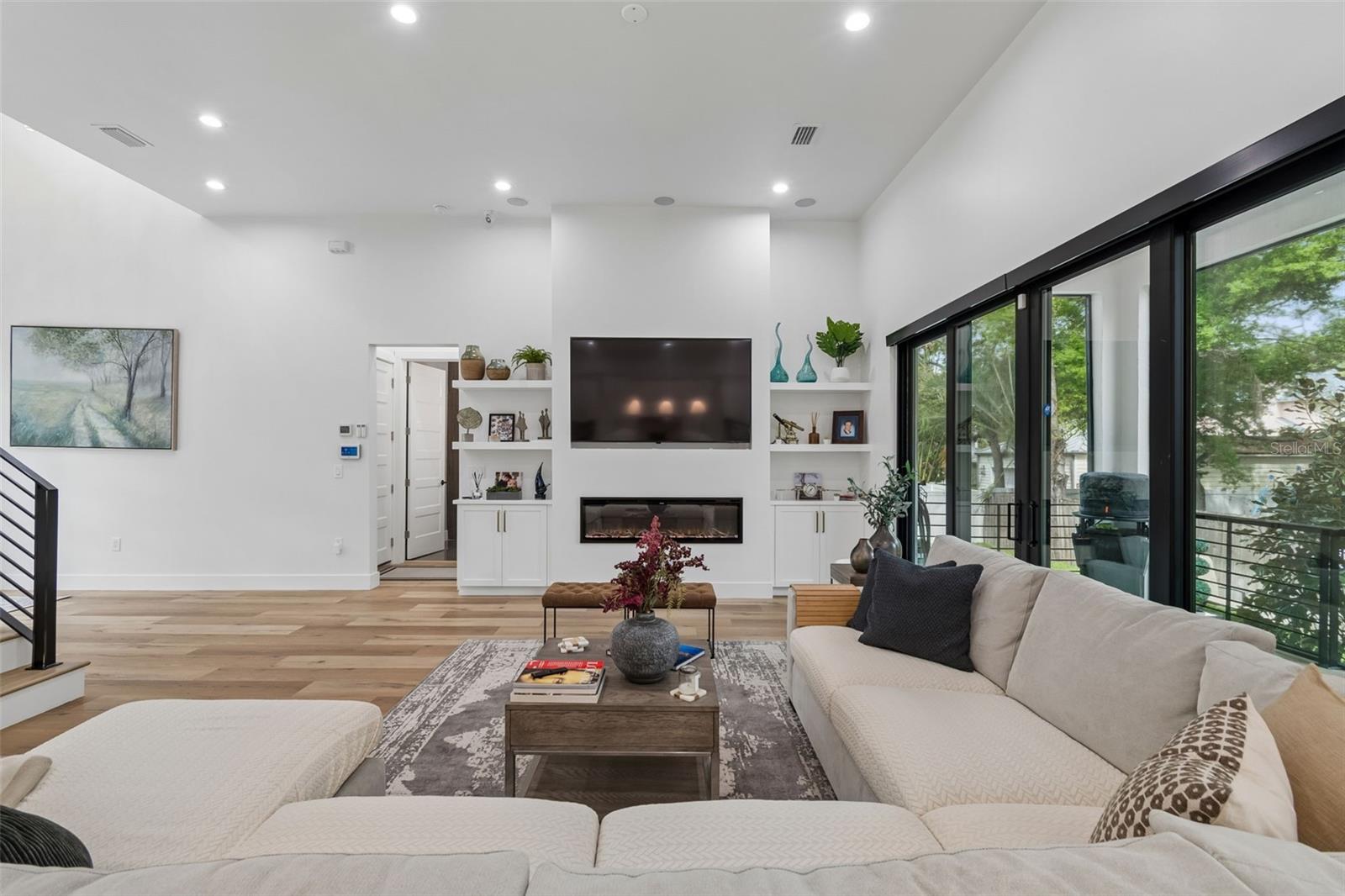 LYKES H T SUBDIVISION - Residential