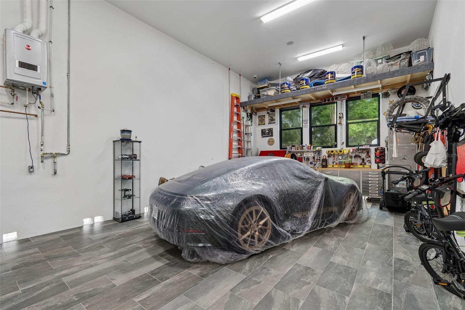 LYKES H T SUBDIVISION - Residential