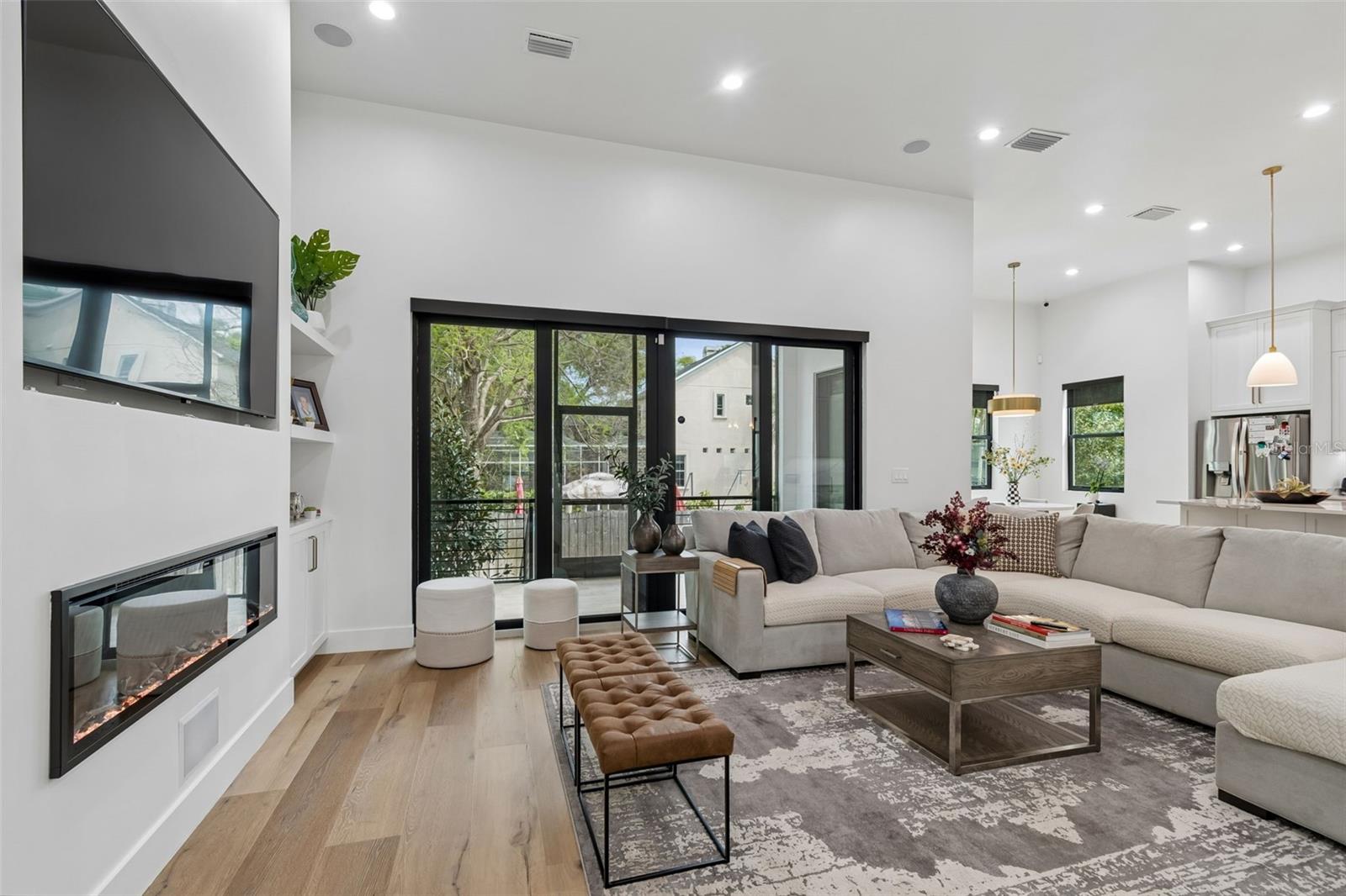 LYKES H T SUBDIVISION - Residential