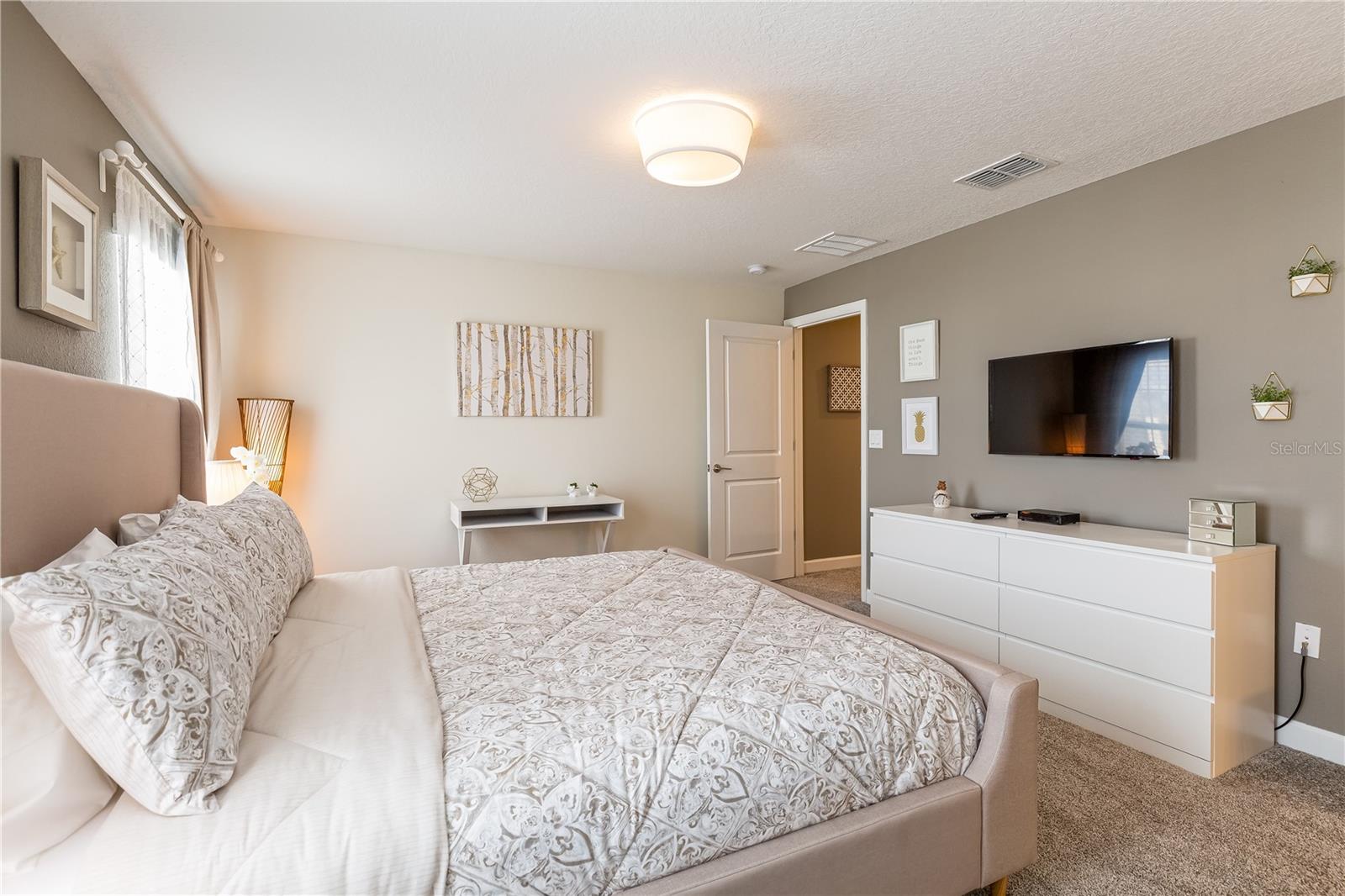 STOREY LAKE PH 3 - Residential