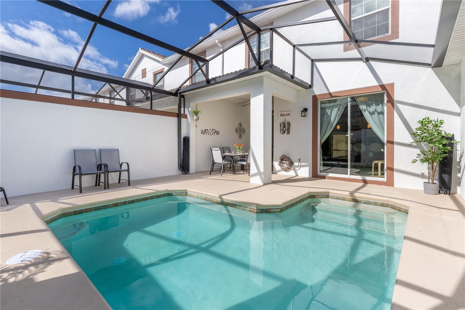 STOREY LAKE PH 3 - Residential