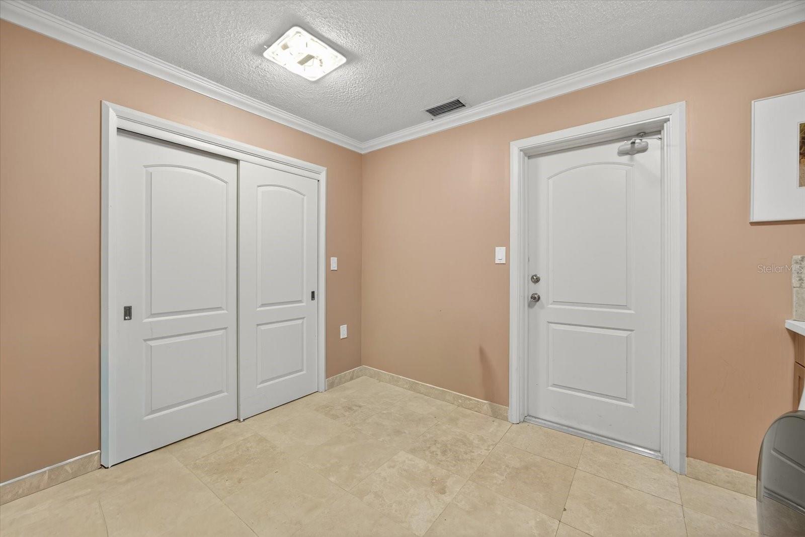 HEART OF BELLEAIR - Residential