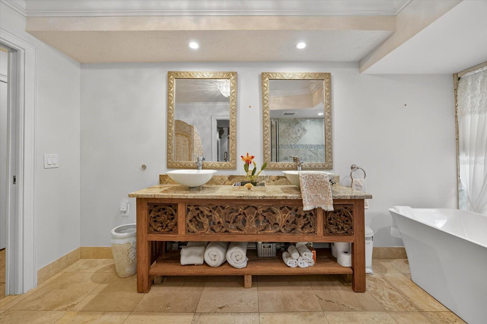 HEART OF BELLEAIR - Residential