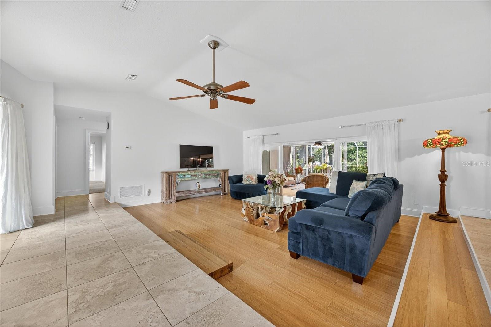 425 PONCE DE LEON BOULEVARD