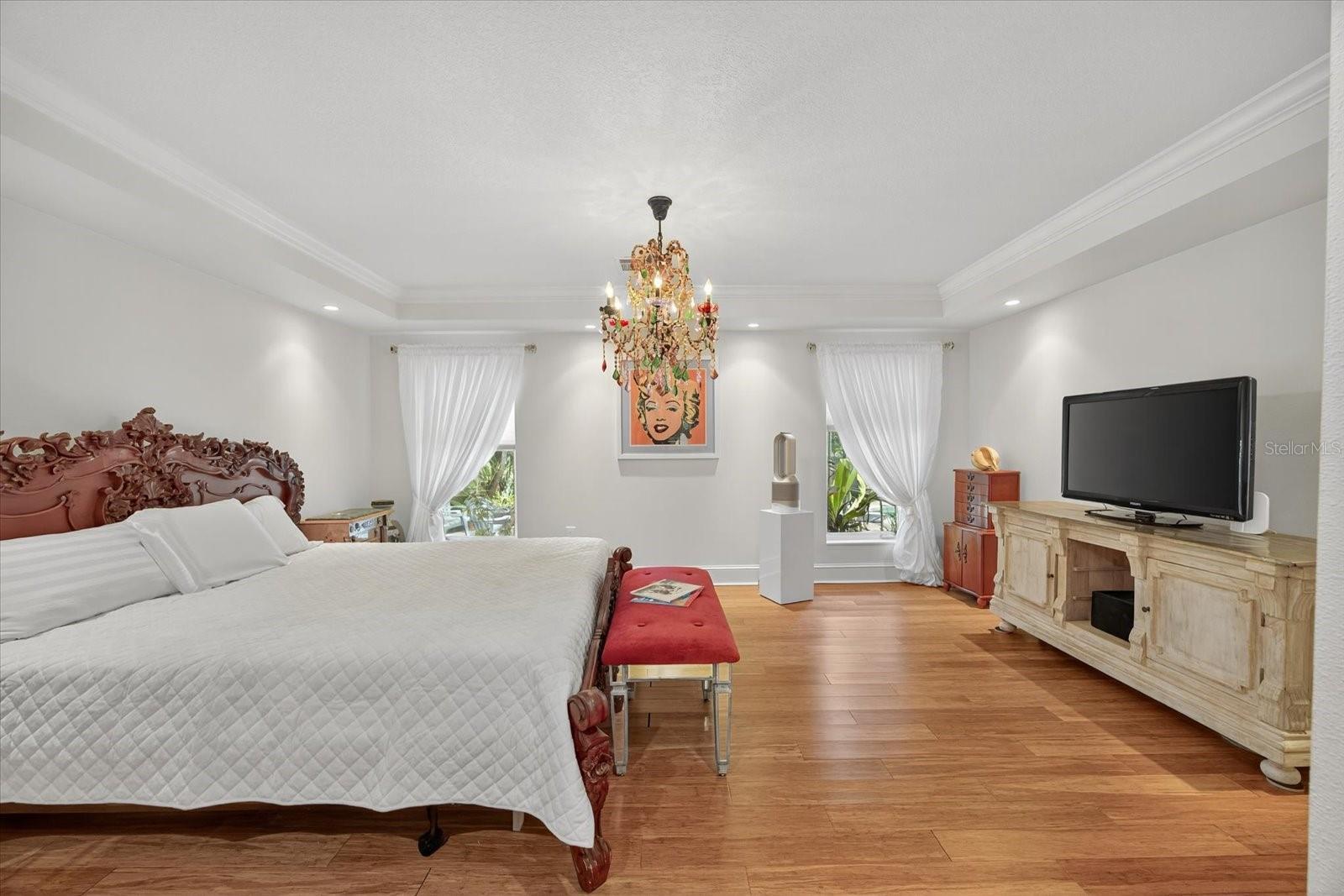 HEART OF BELLEAIR - Residential