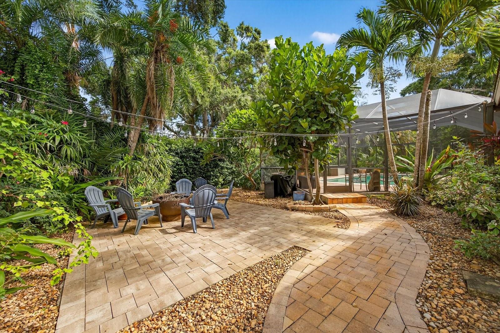 HEART OF BELLEAIR - Residential
