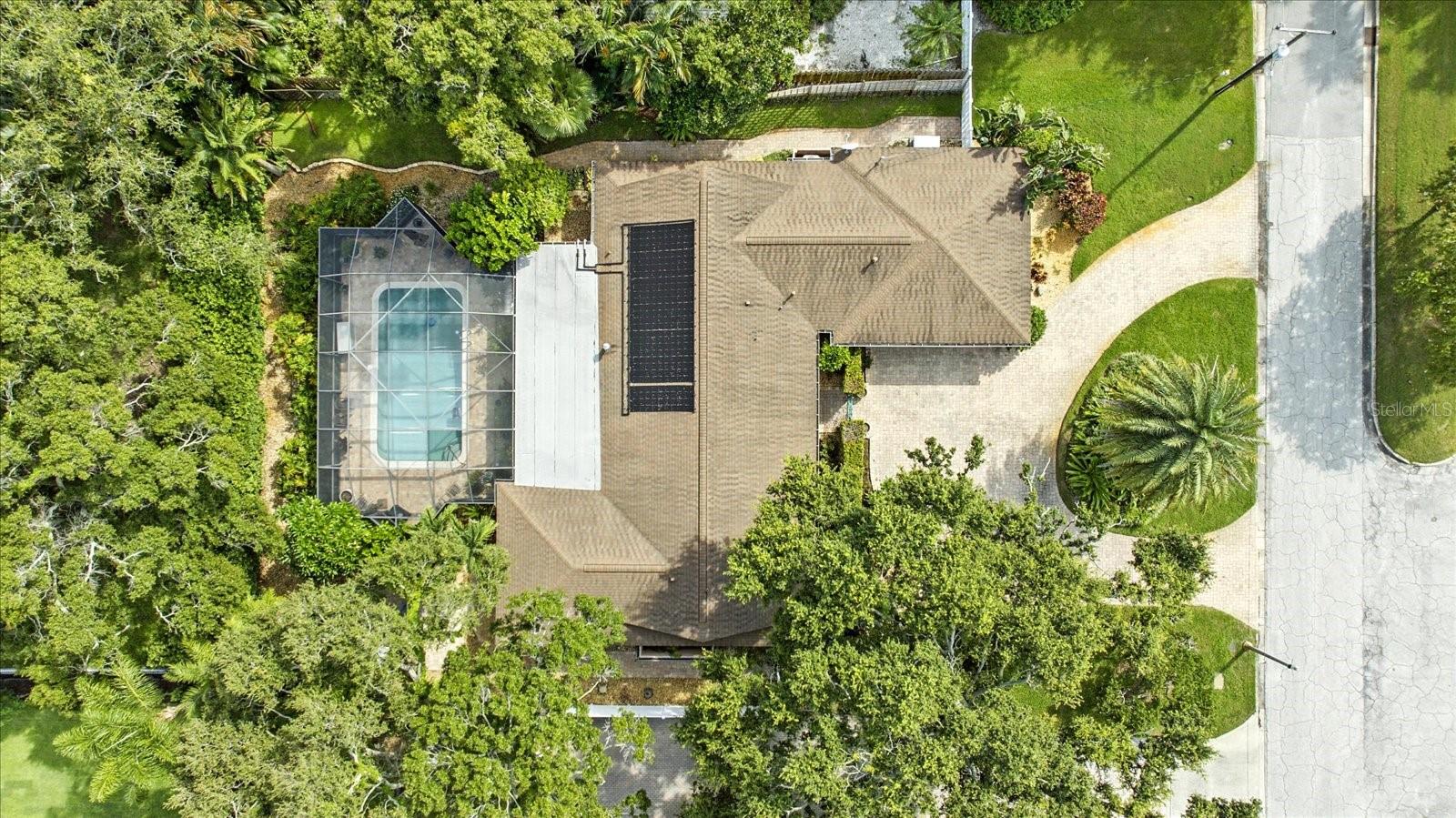 HEART OF BELLEAIR - Residential