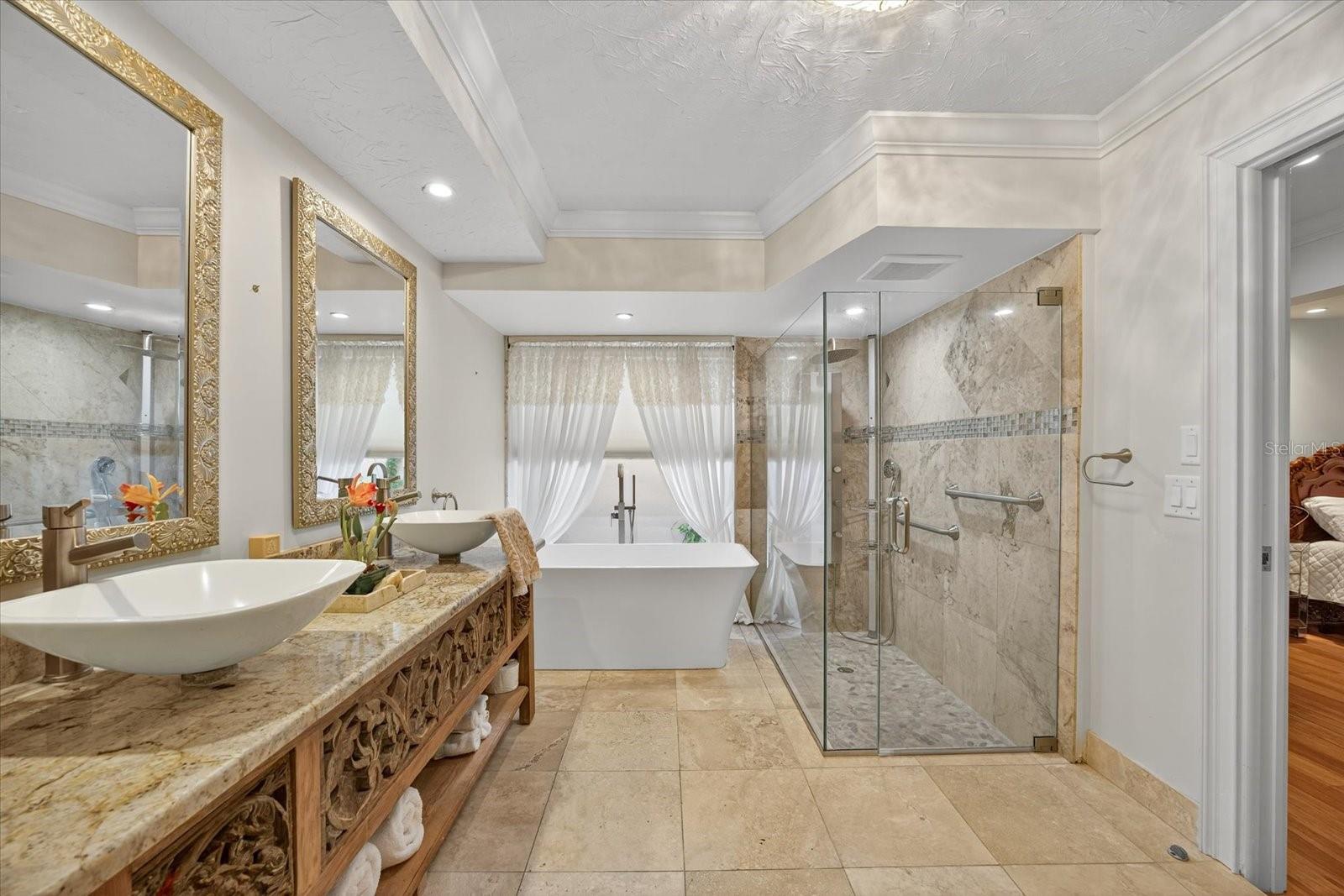 HEART OF BELLEAIR - Residential