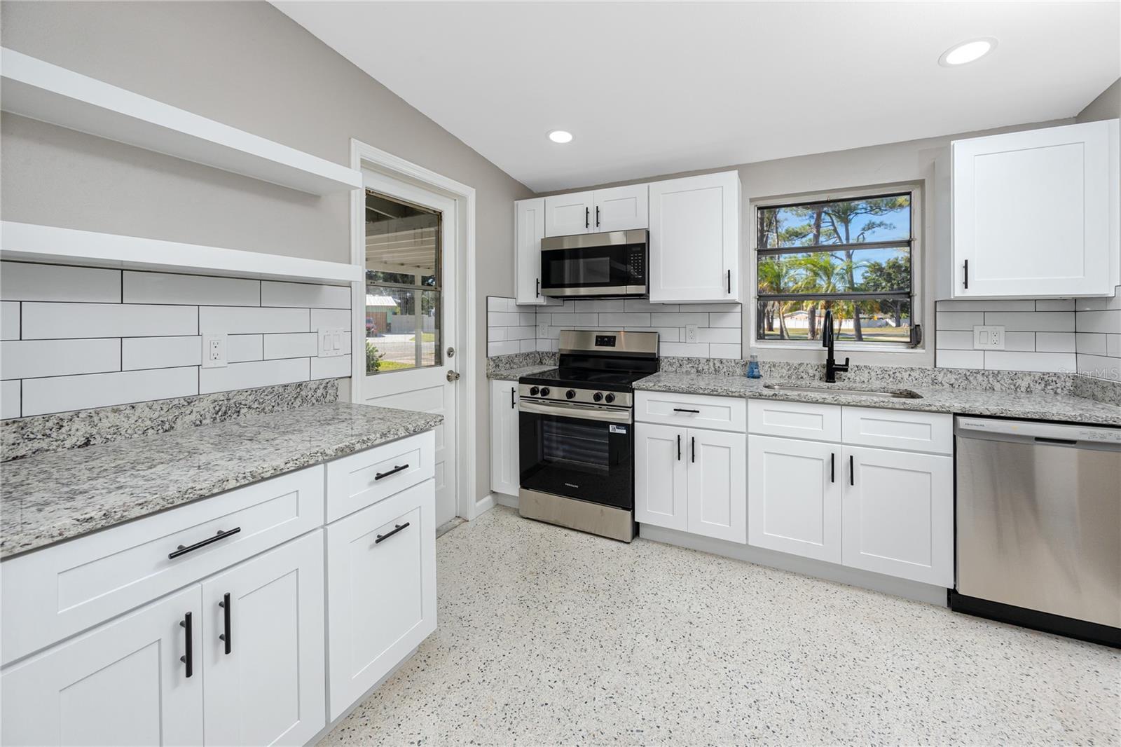 NORTH ST PETERSBURG - Residential