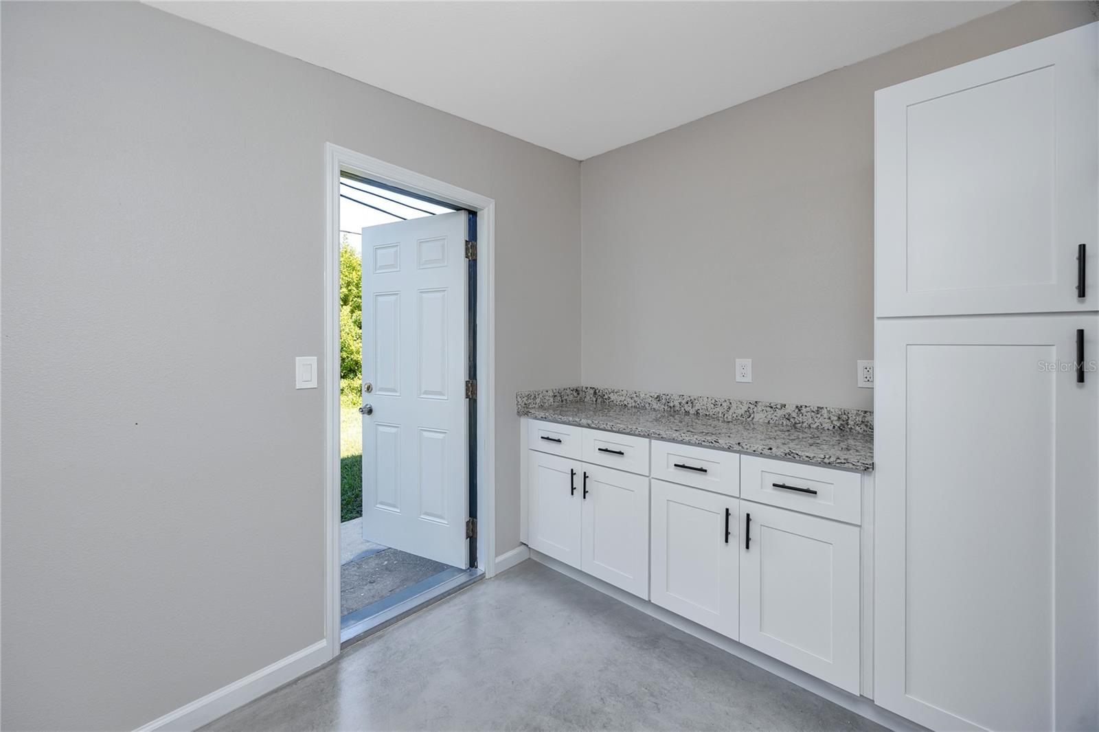 NORTH ST PETERSBURG - Residential