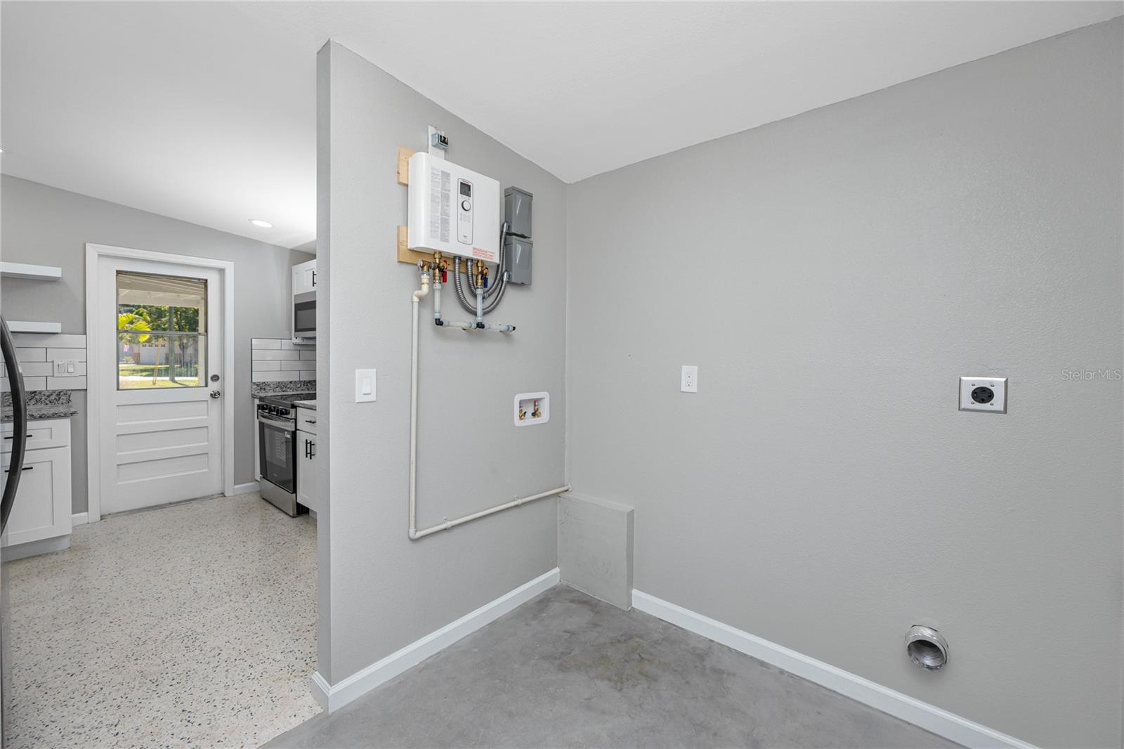 NORTH ST PETERSBURG - Residential