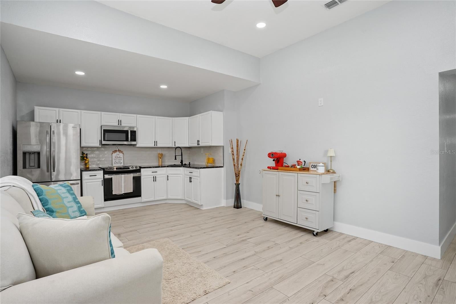 2601 W SAINT CONRAD STREET