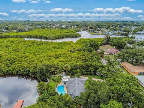 Photo of 3225 Rosery Road NE, Largo, FL 33771 (MLS # TB8508008)