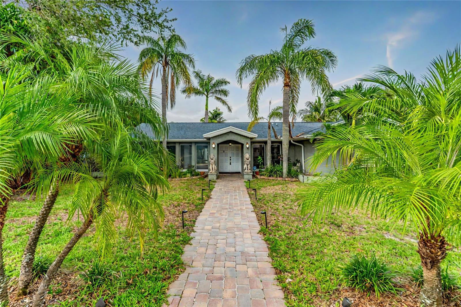 ARVIS CIRCLE - Residential