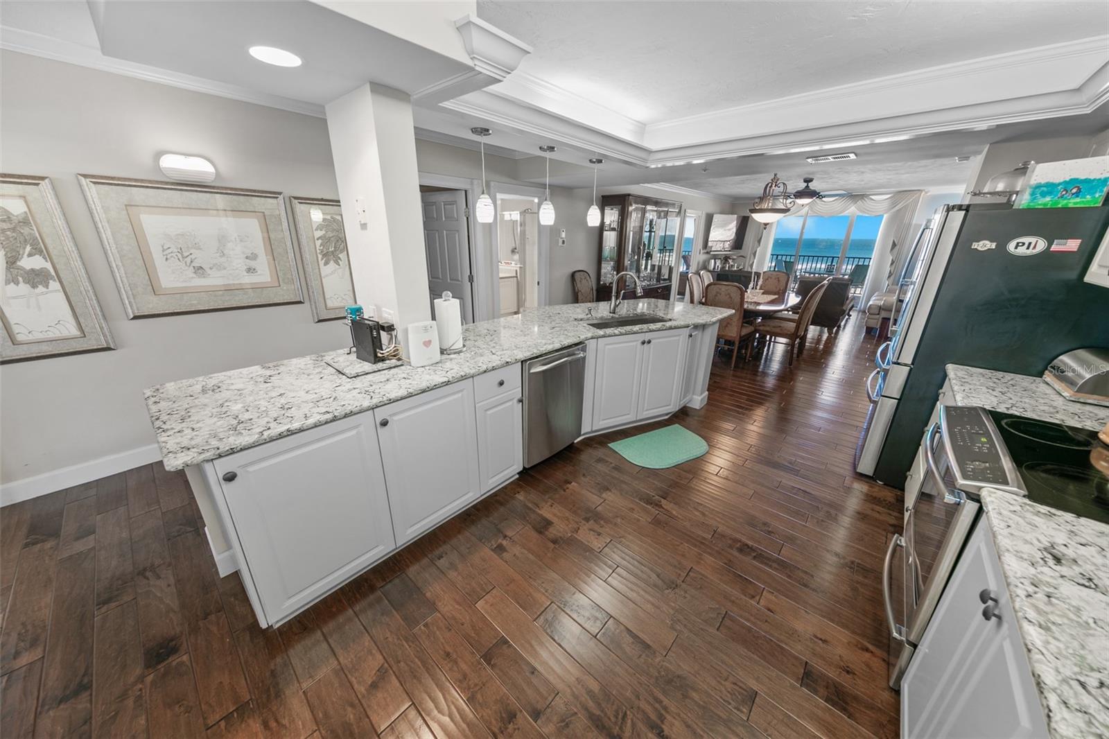 TOWERS AT PONCE INLET TOWER 07 CONDO - Residential