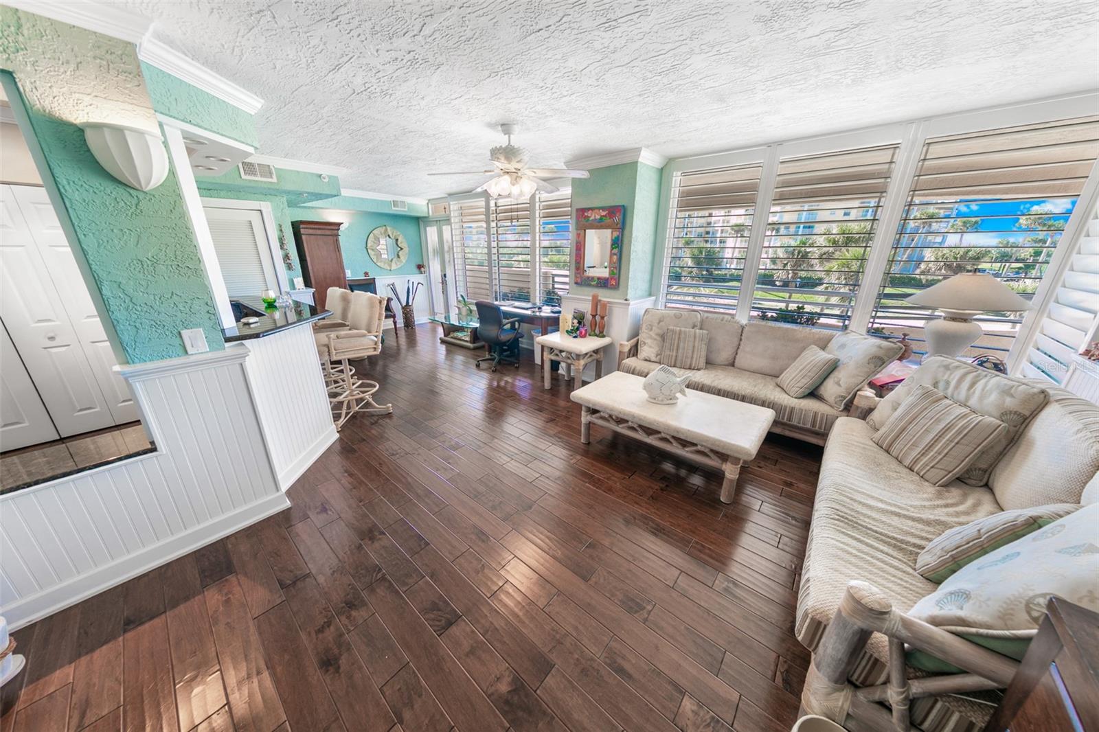 TOWERS AT PONCE INLET TOWER 07 CONDO - Residential