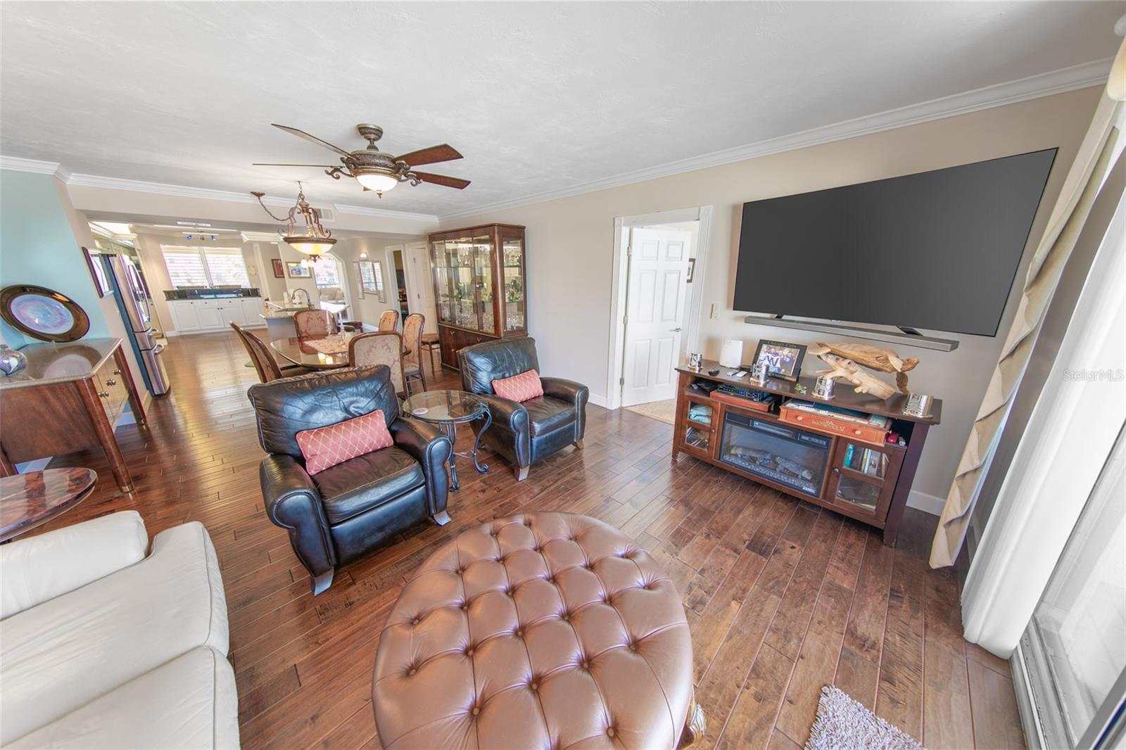 TOWERS AT PONCE INLET TOWER 07 CONDO - Residential