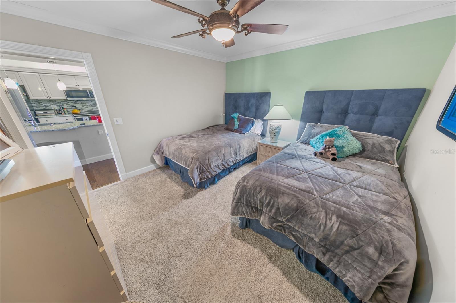 TOWERS AT PONCE INLET TOWER 07 CONDO - Residential