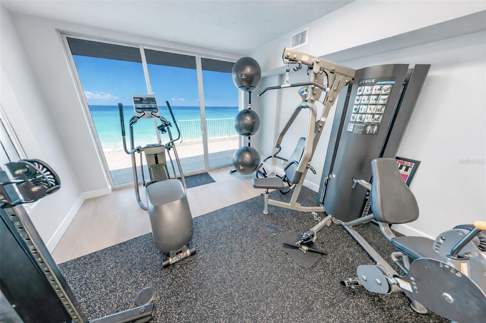 TOWERS AT PONCE INLET TOWER 07 CONDO - Residential