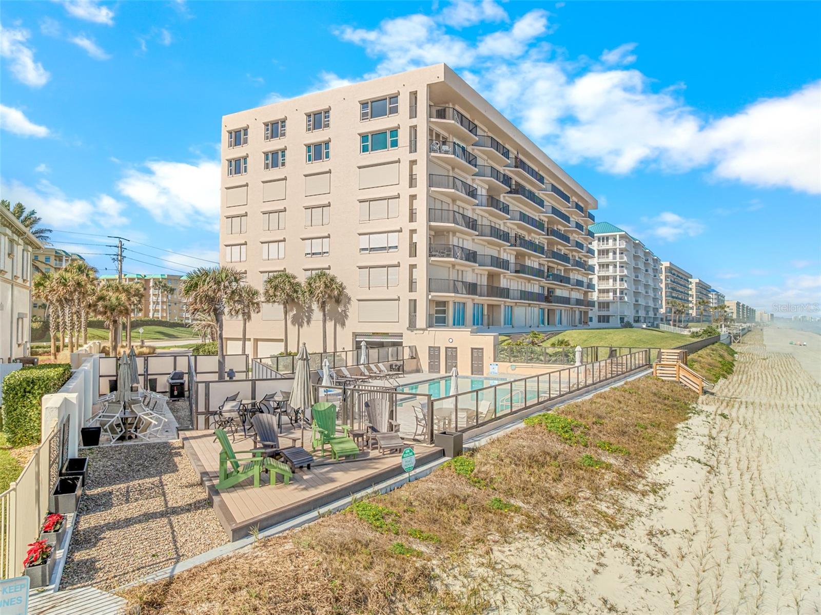 TOWERS AT PONCE INLET TOWER 07 CONDO - Residential