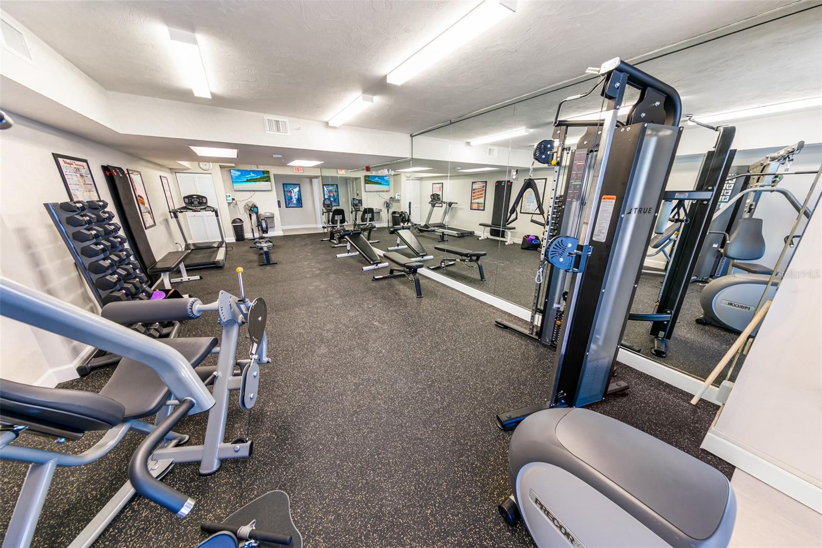 TOWERS AT PONCE INLET TOWER 07 CONDO - Residential