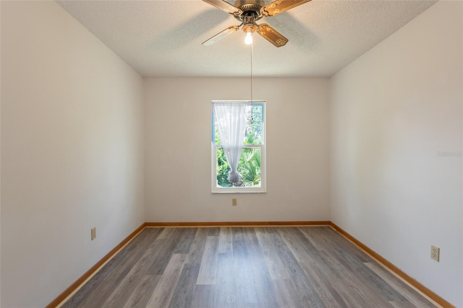 DELTONA LAKES UNIT 32 - Residential