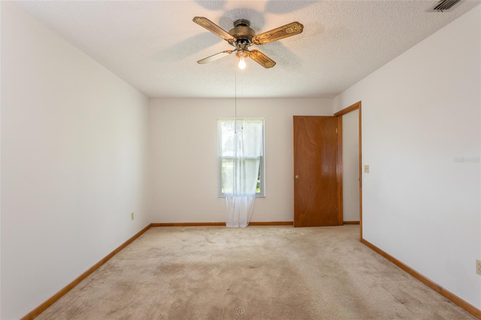 DELTONA LAKES UNIT 32 - Residential