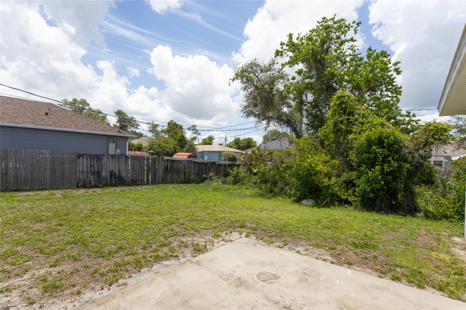 DELTONA LAKES UNIT 32 - Residential