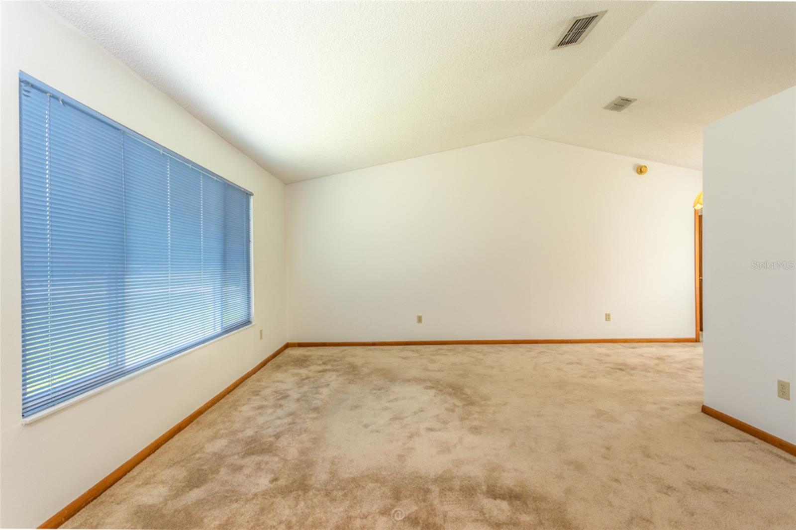 DELTONA LAKES UNIT 32 - Residential