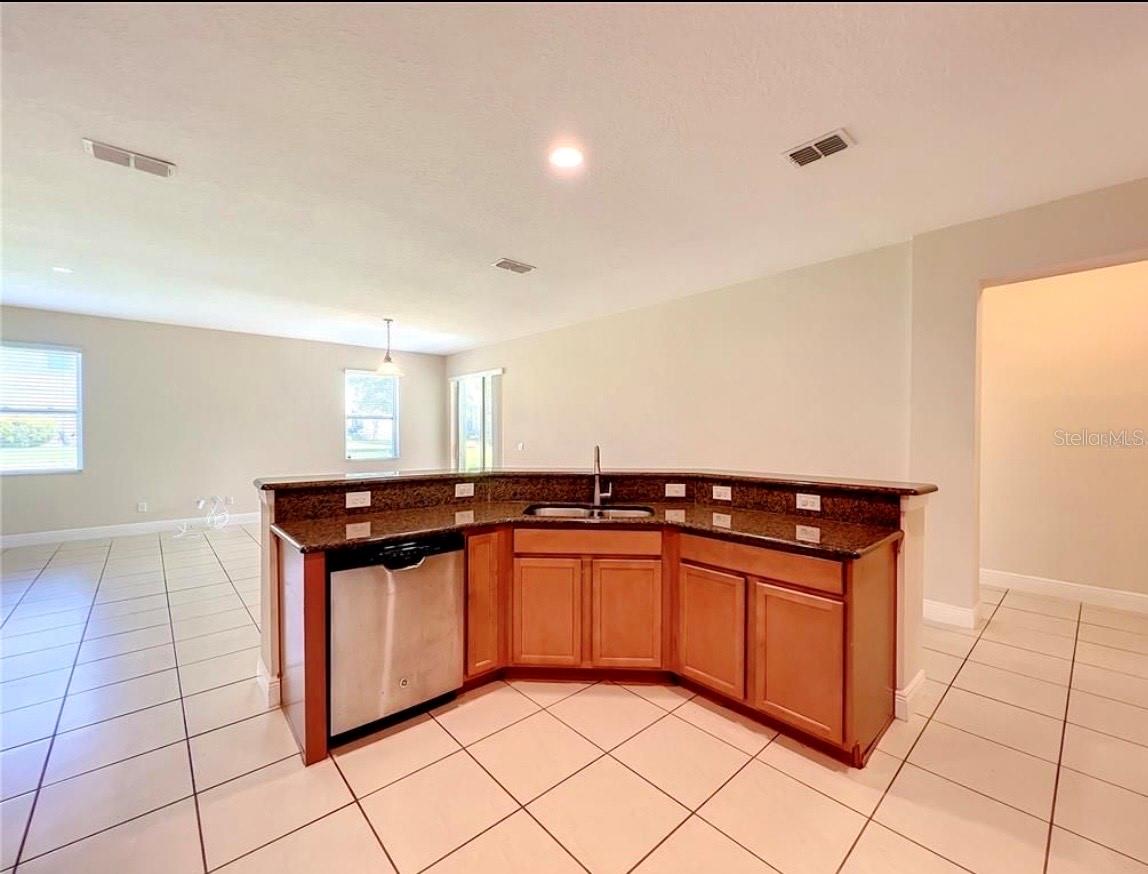 BLACK LAKE PRESERVE - Residential