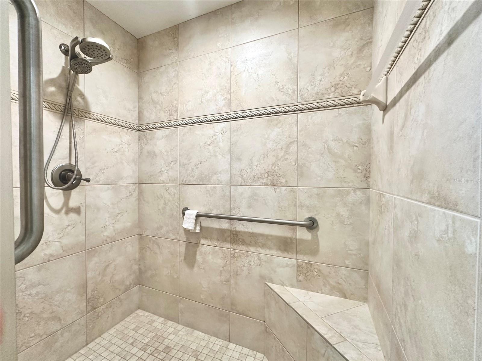 FOUNTAINS/GOLF PARK - Residential