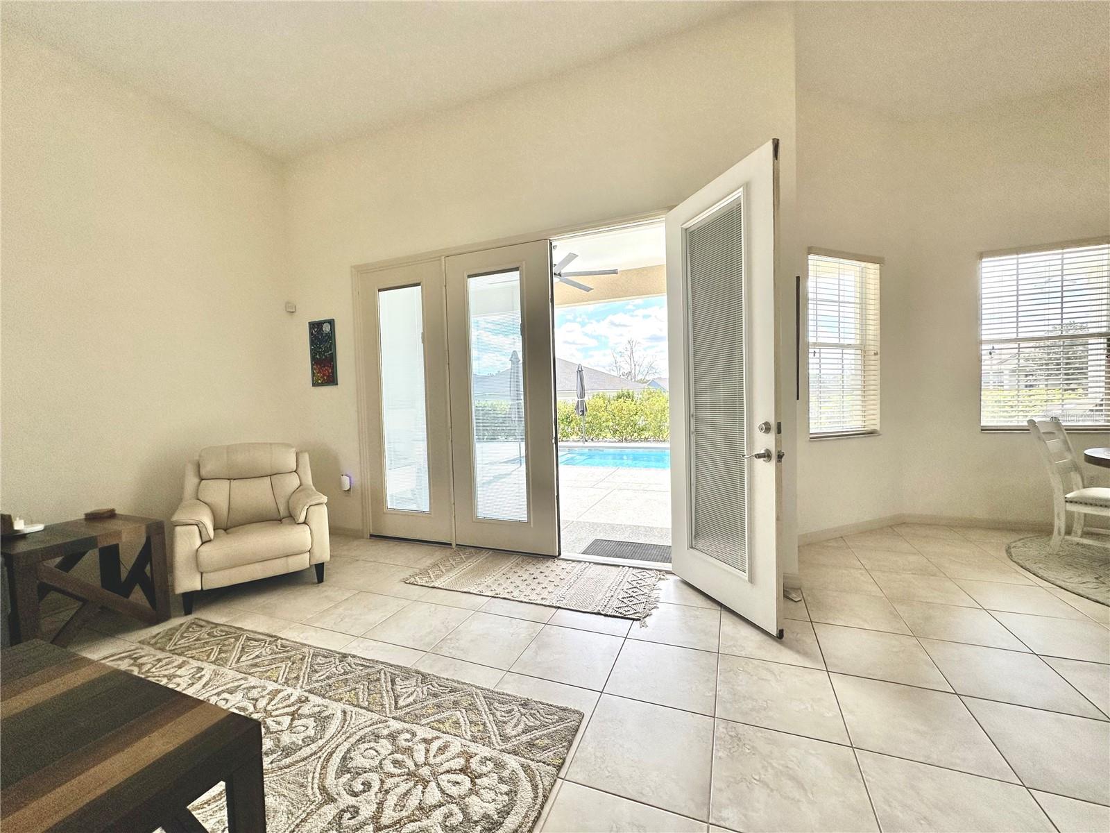 FOUNTAINS/GOLF PARK - Residential